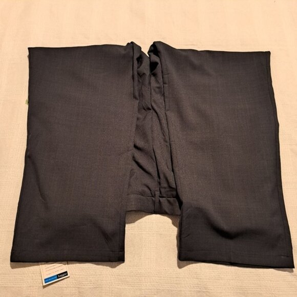 Haggar men's size 42 x 30 performance cool 18, expandable waist, blue pants, New - Picture 7 of 9